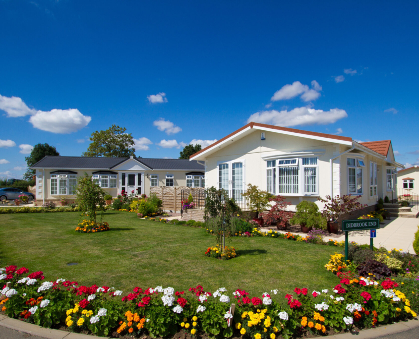 Residential Park Homes for sale at Leedons Park, Broadway, Worcestershire