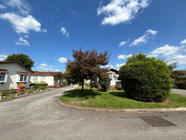 Residential Park Homes for sale at Pine View Park, Bedford, Bedfordshire